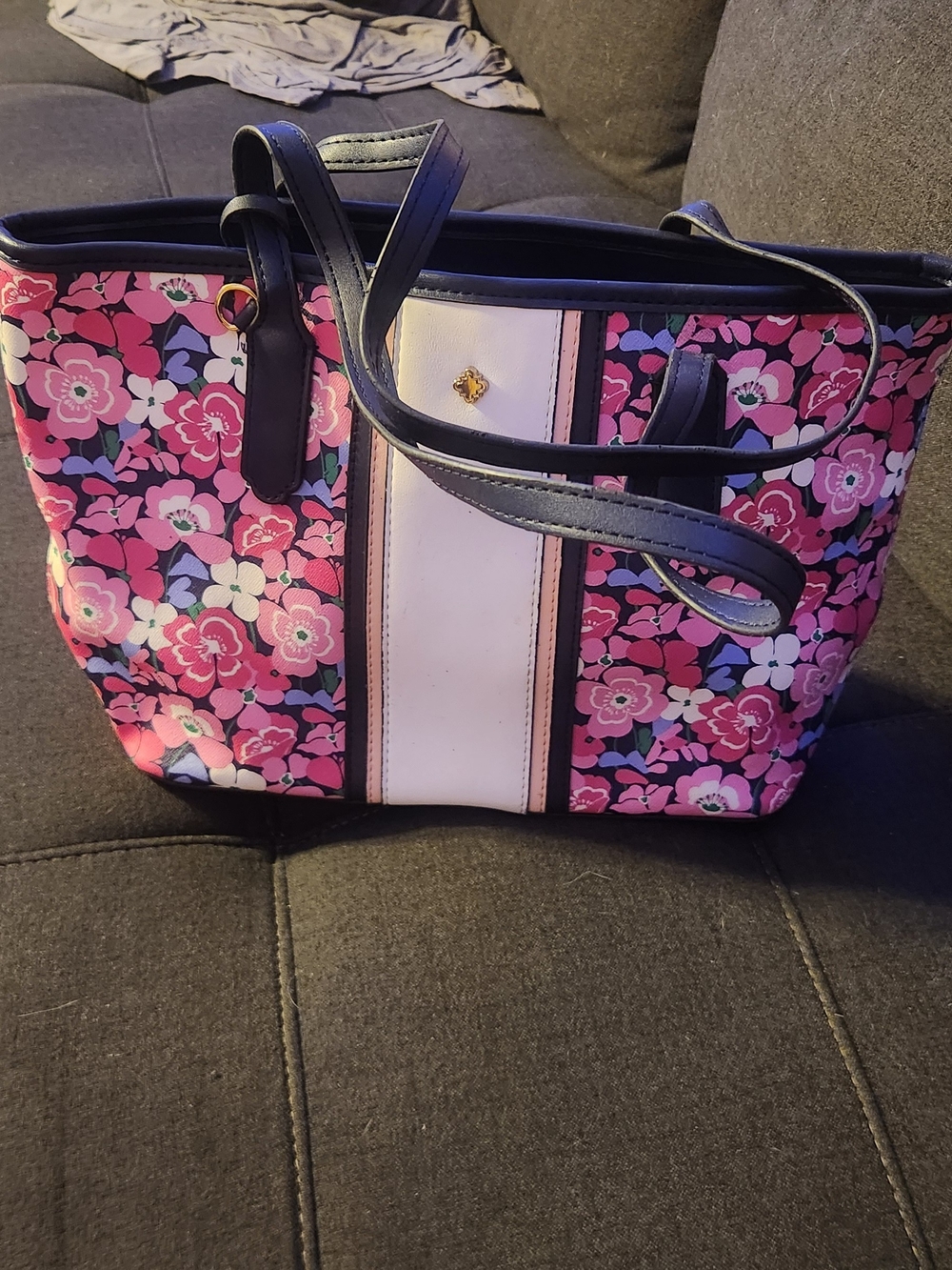 crown & ivy Pink Floral Tote with Navy Trim and Cream Center